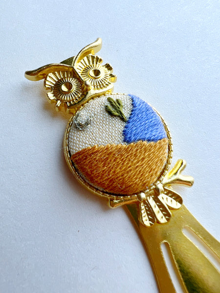 Vintage Style Embroidered Bookmark