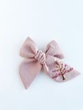 Hand Embroidered Bow - Chunky - Pink - Christmas Tree