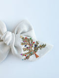 Hand Embroidered Bow - Chunky - White - Christmas Tree