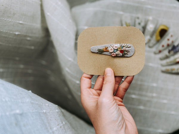 Floral Bouquet Mama Snap Clip