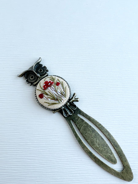 Vintage Style Embroidered Bookmark